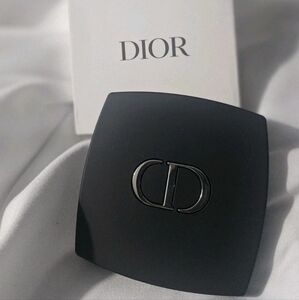 Dior Sleek Black Compact